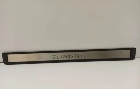 Mercedes-Benz E W211 Front sill trim cover A2116801335