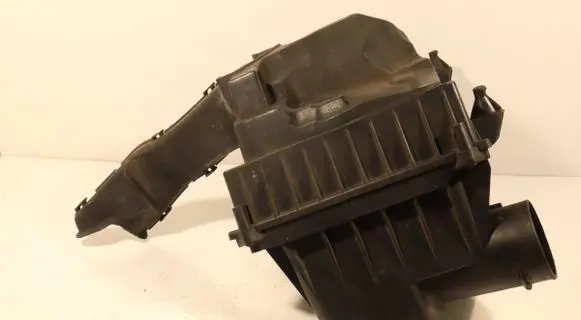 Ford Mondeo MK IV Air filter box 706