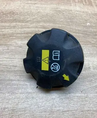 BMW 3 F30 F35 F31 Coolant expansion tank/reservoir cap 7639020