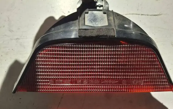 BMW 5 E39 Third/center stoplight 178053 178055