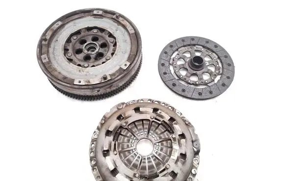 BMW 1 E81 E87 Clutch set kit 7560876