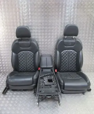 Audi SQ7 Front driver seat 