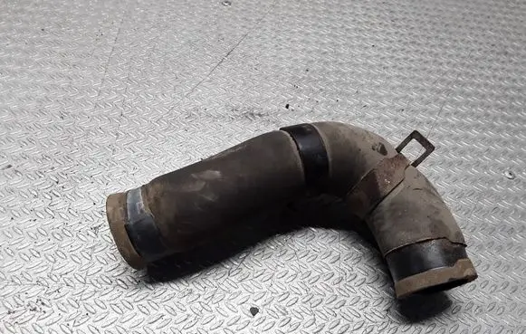 KIA Carens I Engine coolant pipe/hose