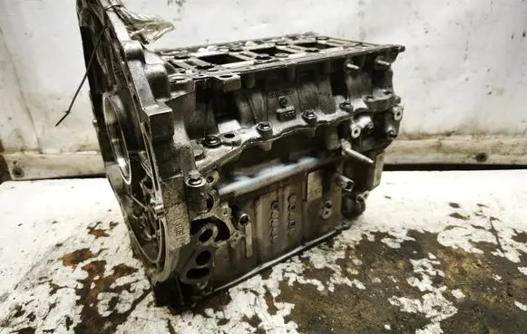 Ford Focus Engine block BE53444 T3DB 968573310