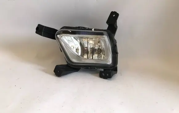 MG ZS Front fog light 10548003 A02005L0100