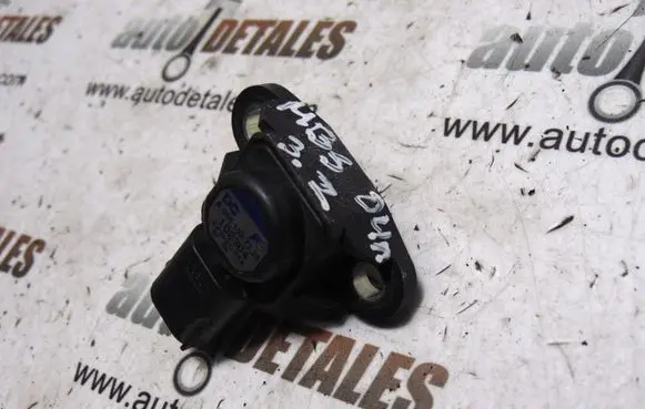 Mercedes-Benz S W220 Air pressure sensor A0051537228