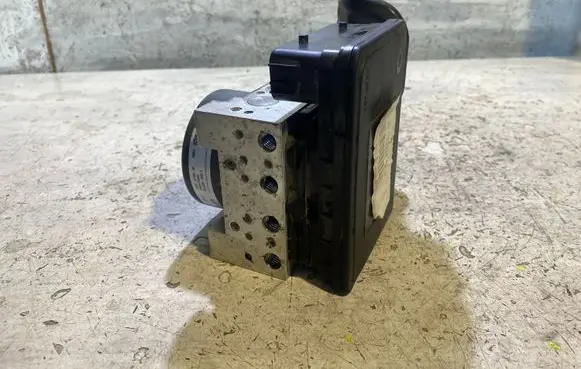 Ford Edge II ABS Pump F2GC2C405AF 25022003554 10831