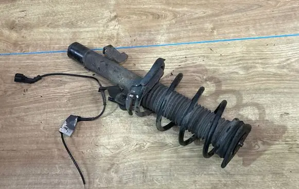 Ford Focus Front shock absorber with coil spring