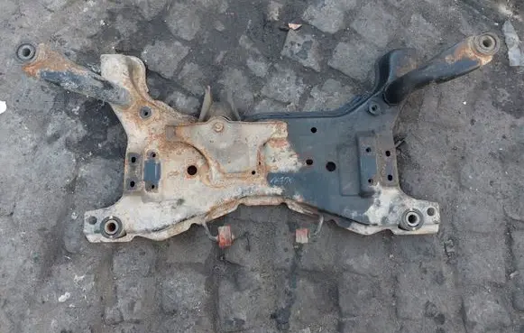 Mazda 3 I Front axle beam 