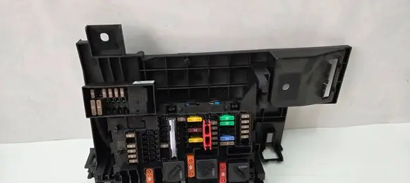 BMW i3 Fuse box set 58650910 9265642 6113