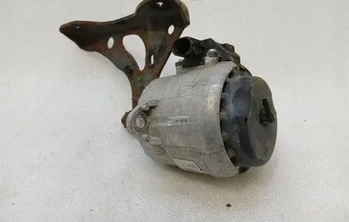 Porsche 718 Cayman 982 982c Engine mount bracket 982399202B