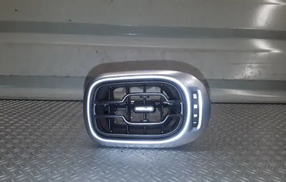 Citroen C3 Picasso Dash center air vent grill 9683043377