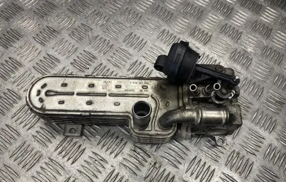 Volkswagen PASSAT B6 EGR valve cooler 03G131513J 24405 3239787