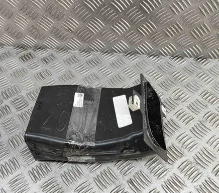 BMW X7 G07 Air intake duct part 7454030