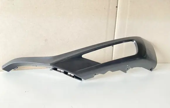 Volvo XC90 Front bumper splitter molding 31383800