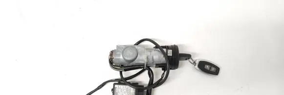 Subaru Legacy Ignition lock 88215AE000 9412 X1T25172