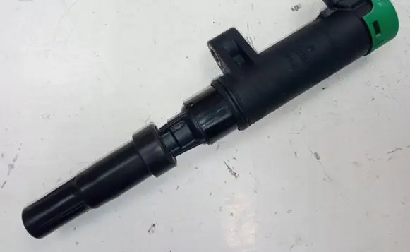 Renault Scenic II - Grand scenic II High voltage ignition coil VALEO21603121-9