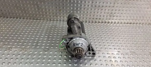 Volkswagen PASSAT B6 Starter motor 02Z911024H