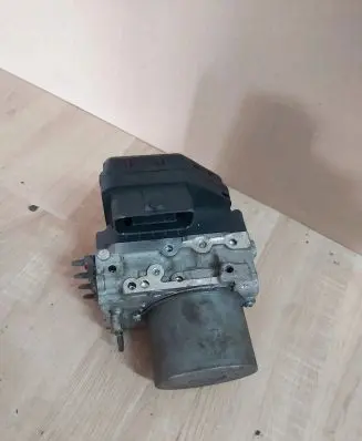 Toyota Urban Cruiser (XP110) Master brake cylinder