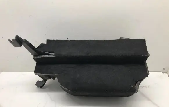 Audi A6 S6 C6 4F Subwoofer speaker 4B9035382