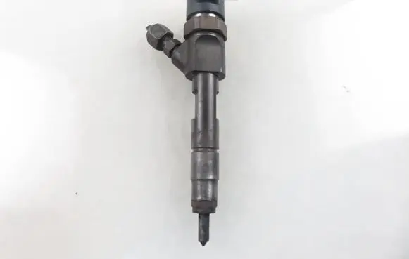 Fuel injector