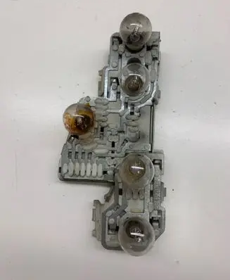 Volkswagen PASSAT B5.5 Tail light bulb cover holder 3B5945257B 284001