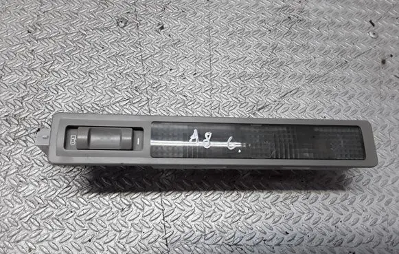 Audi A8 S8 D2 4D Rear seat light 4D0947303
