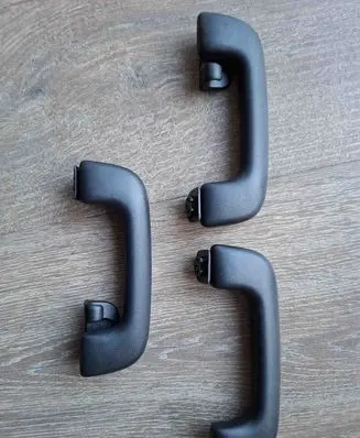 KIA Pro Cee'd III A set of handles for the ceiling DSX