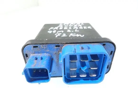 Coolant fan relay
