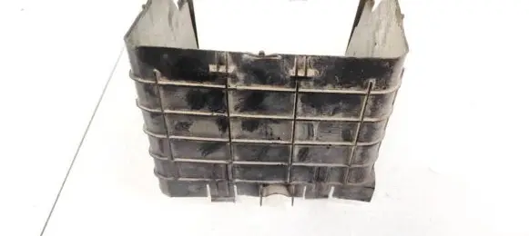Volkswagen PASSAT B6 Battery box tray 1K0915335C