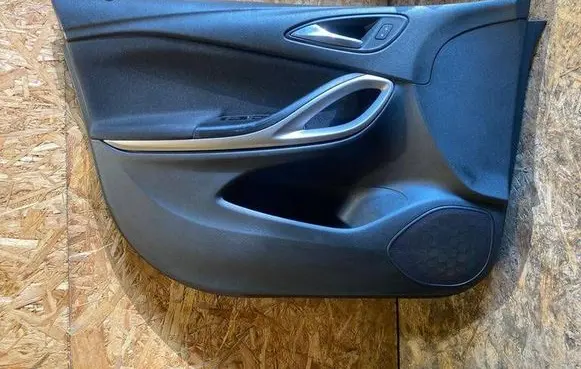 Front door card panel trim