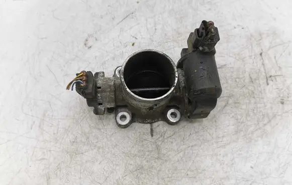 Toyota Corolla Verso E121 Throttle valve 1923002010