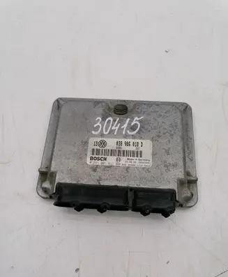 Volkswagen Golf IV Engine control unit/module 038906018D 0281001611
