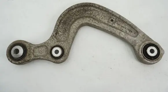 Rear control arm