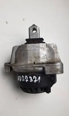 BMW 5 F10 F11 Engine mount bracket 6777371