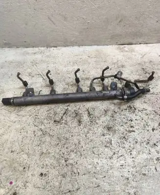 Mercedes-Benz B W245 Fuel main line pipe A6400702395 0715600410