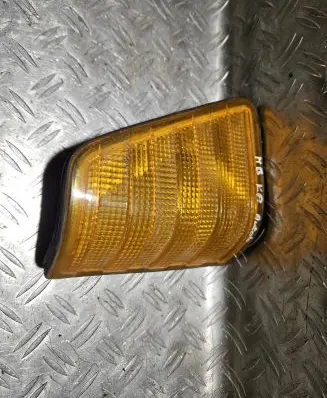 Mercedes-Benz 207 310 Front indicator light 32757 32757R6
