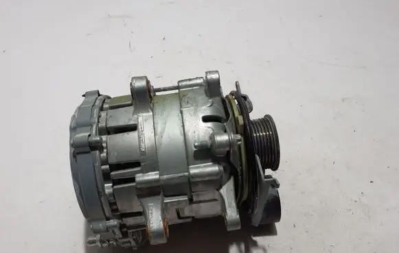 Mercedes-Benz GLA H247 Generator/alternator A0009000346