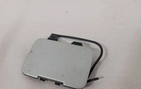 Volvo V70 Front tow hook cap/cover 08693734