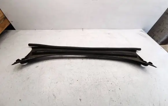 Ford Galaxy Wiper trim 6m21u02216a