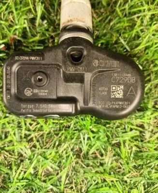 Infiniti G35 Tire pressure sensor 3729APMVC811