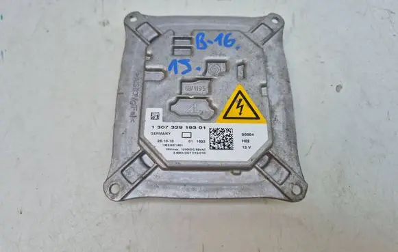 Audi TT TTS Mk2 Xenon control unit/module 130732919301