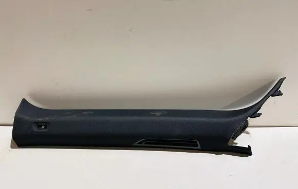BMW i8 (B) pillar trim (top) 7350793