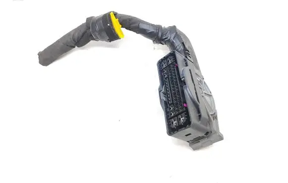 Hyundai Ioniq 5 ABS module connector plug 