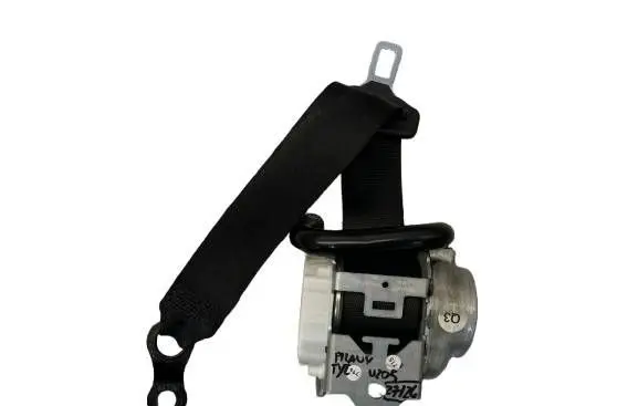 Mercedes-Benz C W205 Rear seatbelt A2058600685
