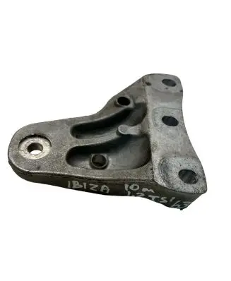 Seat Ibiza IV (6J,6P) Engine mount bracket 6Q0199185