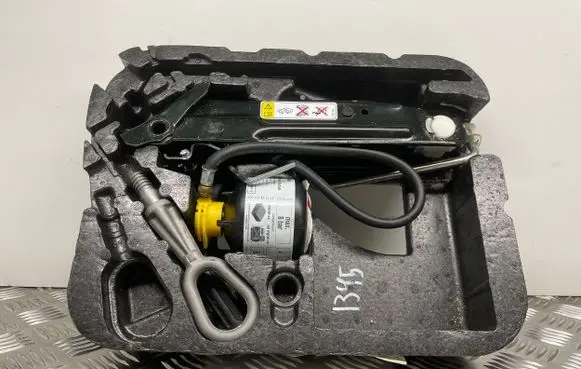 Mini One - Cooper R57 Tool set 6795816