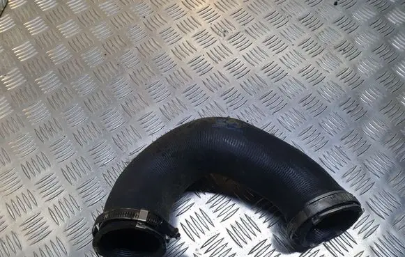 Audi Q7 4L Intercooler hose/pipe 7L6145972E
