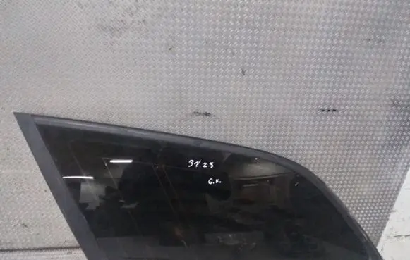 Audi A6 S6 C6 4F Rear side window