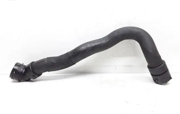 Volvo S60 Engine coolant pipe/hose